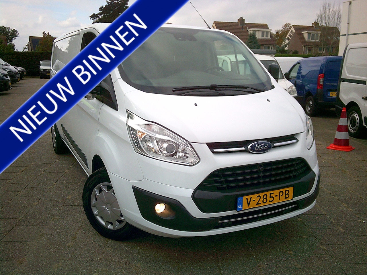 Ford Transit Custom - 310 2.0 TDCI L2H1 Trend VOORZIEN VAN DUBBELE ZIJSCHUIFDEUR !!! - AutoWereld.nl