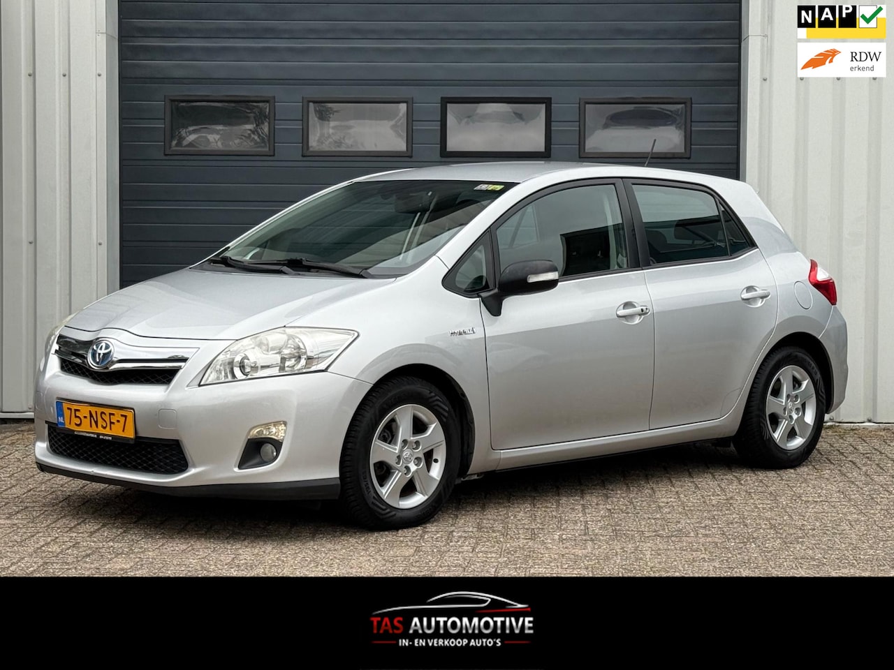 Toyota Auris - 1.8 Full Hybrid Dynamic AUTOMAAT/CLIMA/CRUISE - AutoWereld.nl