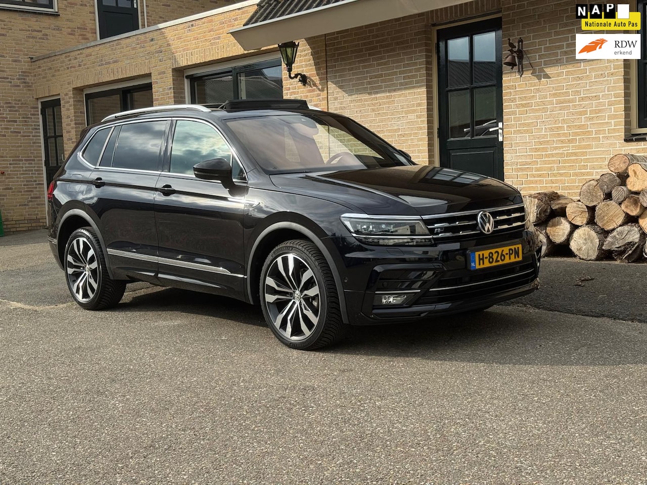 Volkswagen Tiguan Allspace - 1.5 TSI Highline R 7p. | PANO - AutoWereld.nl