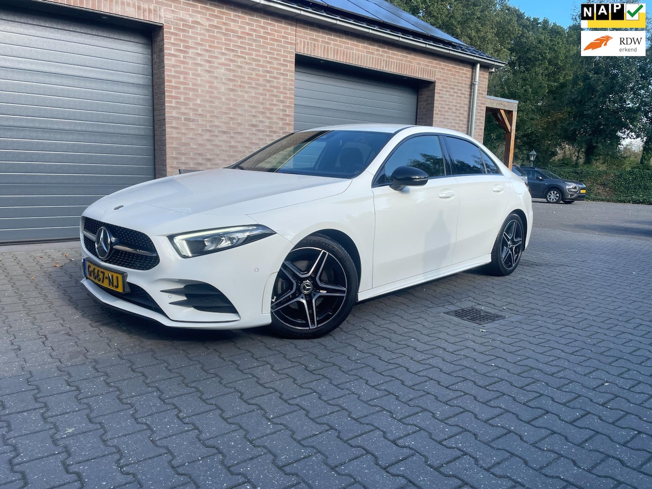 Mercedes-Benz A-klasse - 200 Business Solution AMG ECC NAVI APPLE CARPLAY 2019 - AutoWereld.nl