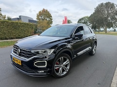Volkswagen T-Roc - 2.0 TDI Sport Business R 3XR-LINE/PANO/VIRTUAL