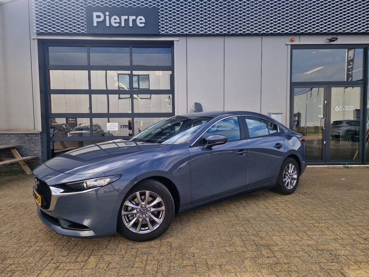 Mazda 3 - 2.0 e-SkyActiv-G M Hybrid 122 Comfort - AutoWereld.nl