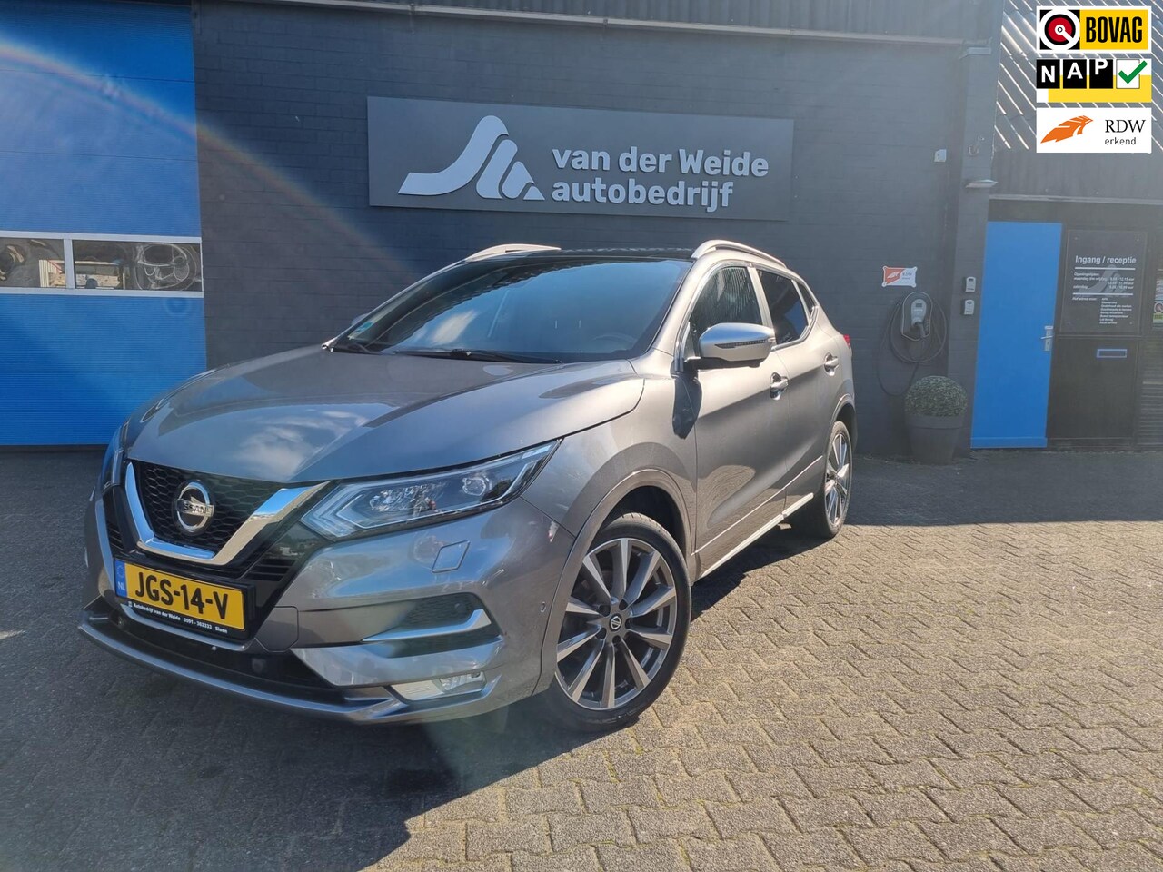 Nissan Qashqai - 1.3 DIG-T Tekna + - AutoWereld.nl