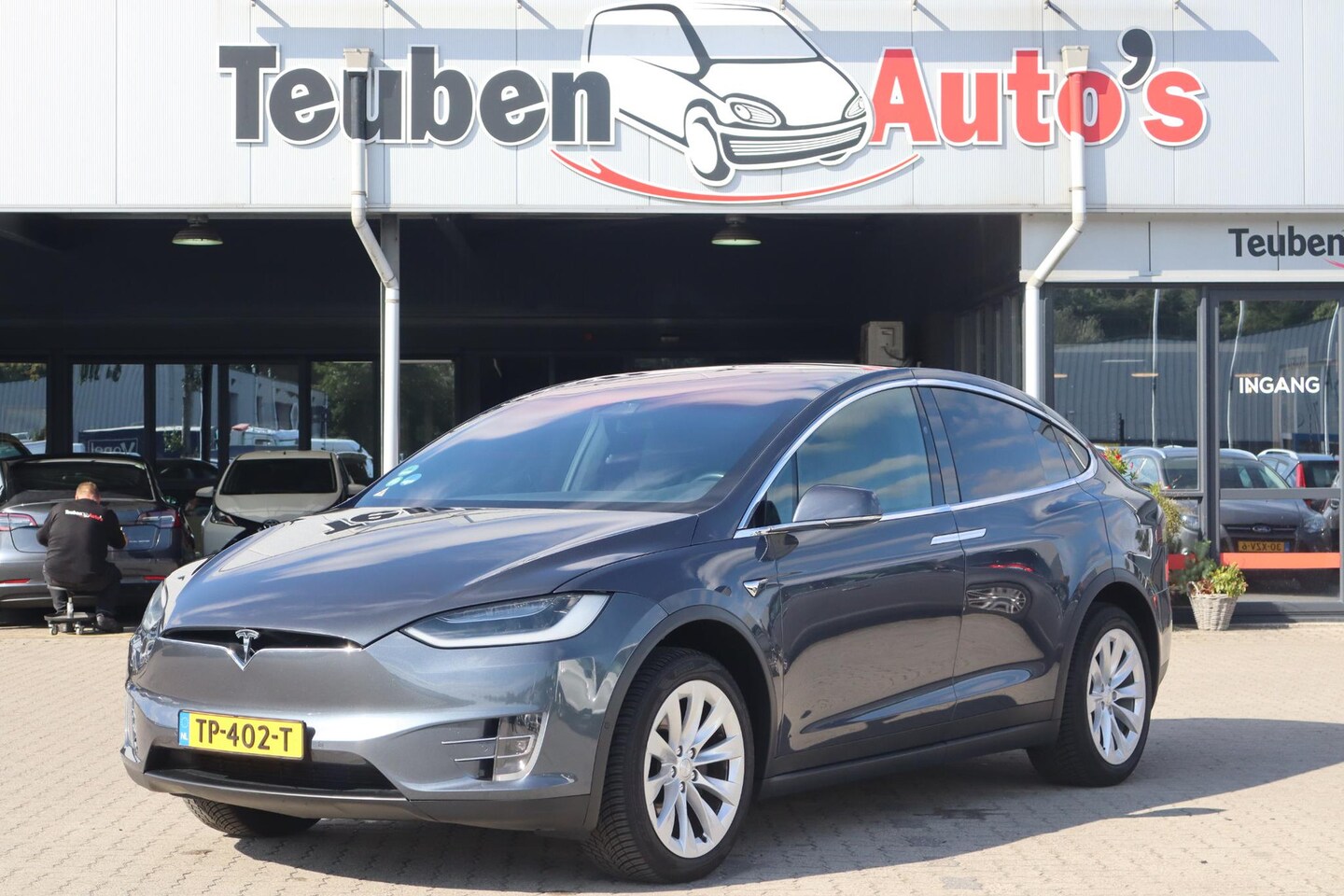 Tesla Model X - 75D Base 7p. 7 Persoons, Cruise control, Autopilot, Climate control, CCS adapter - AutoWereld.nl