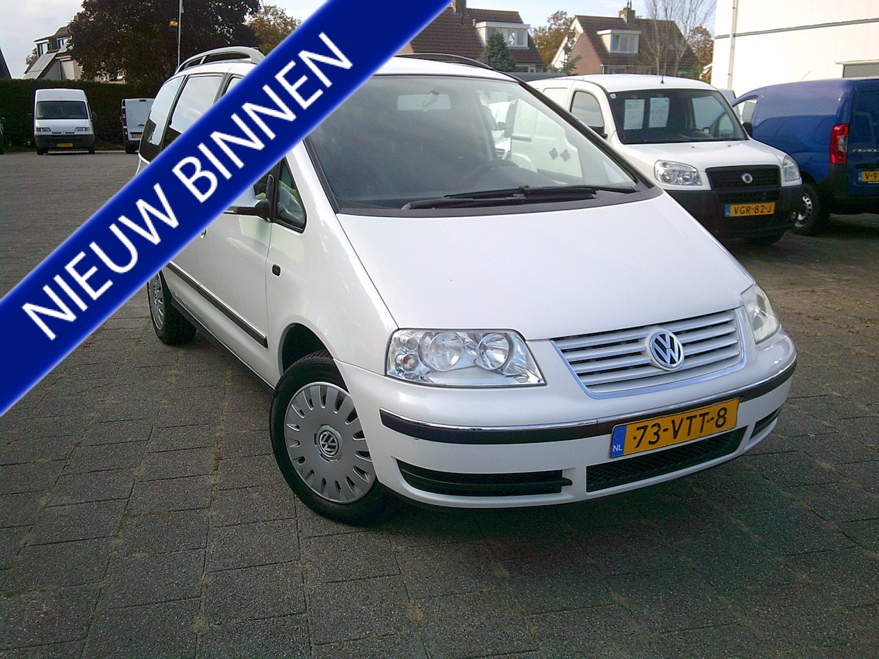 Volkswagen Sharan - 2.0 TDI Comfortline VOORZIEN VAN AIRCO+CRUISE+NAV.!!BTW VRIJ !! - AutoWereld.nl
