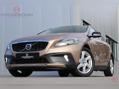 Volvo V40 Cross Country - 1.6 T4 180 PK / Navi / Cruise / PDC / Trekhaak