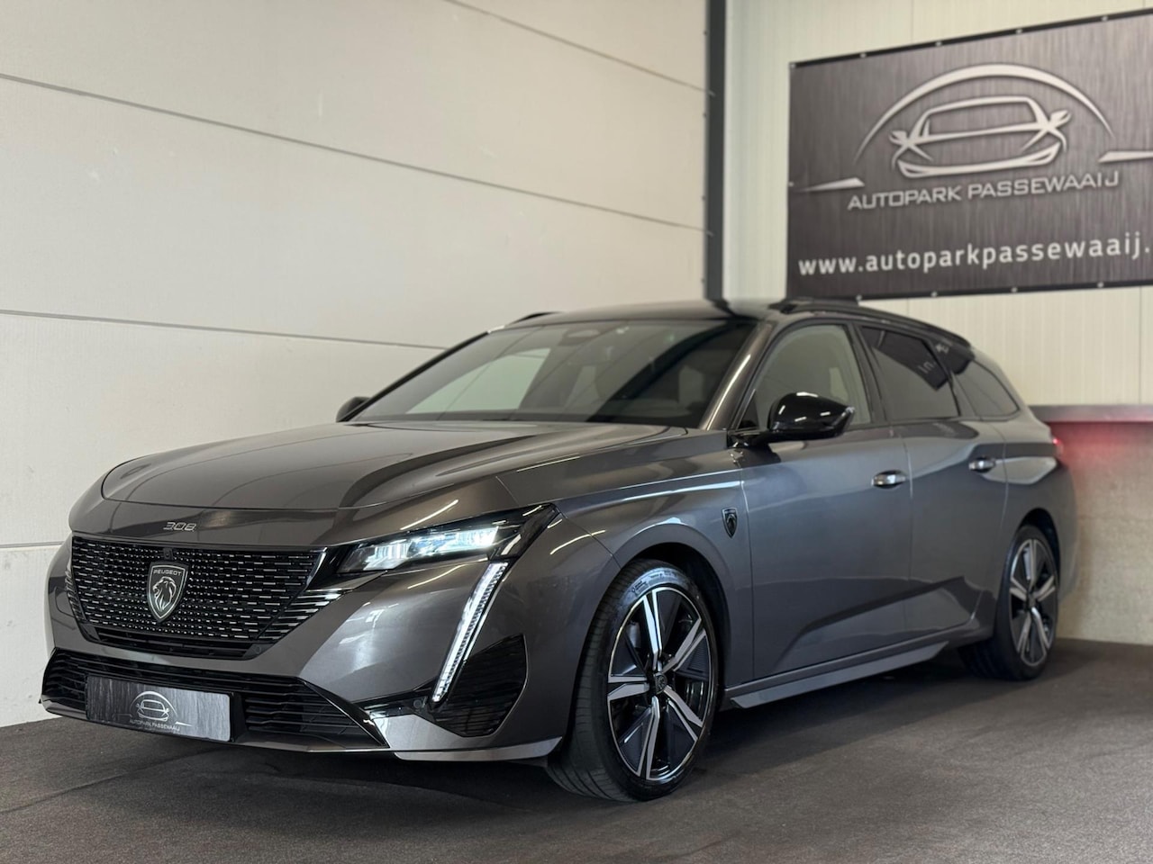 Peugeot 308 SW - 1.2 PureTech GT-Line Pano, ACC, Virtual Cockpit, Apple Carplay, 360° Camera, Massagestoele - AutoWereld.nl