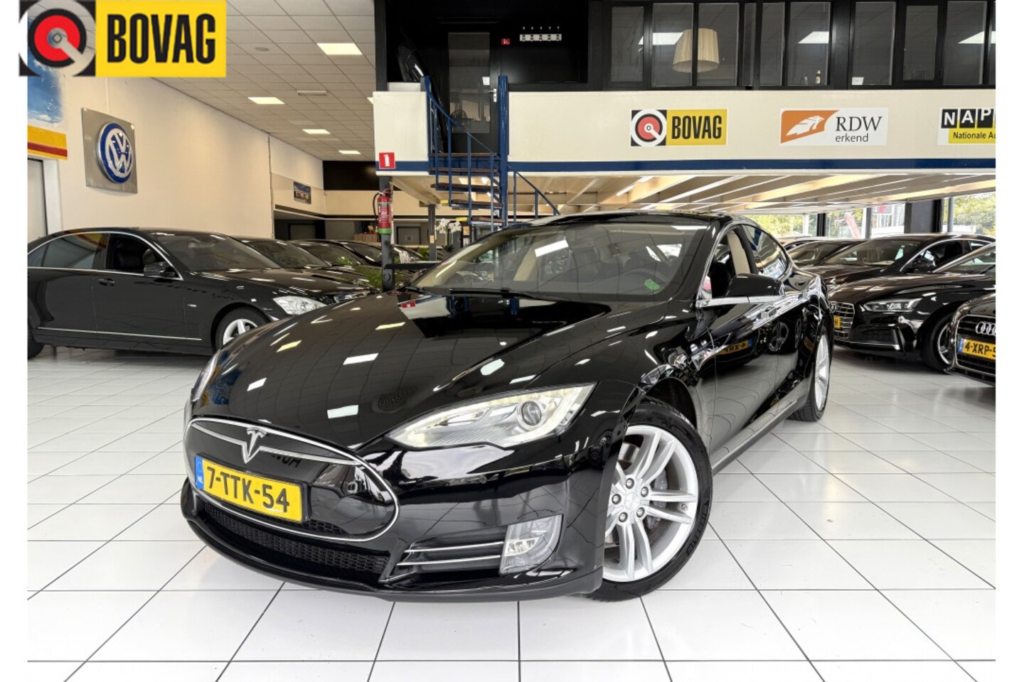 TESLA MOTORS MODEL S