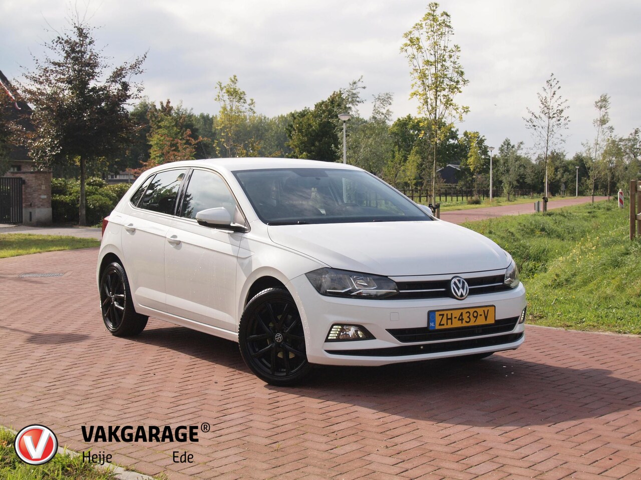 Volkswagen Polo - 1.6 TDI Comfortline | 30.000 KM | NL-Auto | 5 Deurs | - AutoWereld.nl