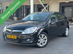 Opel Astra - 1.6 Executive INRUIL VERKREGEN