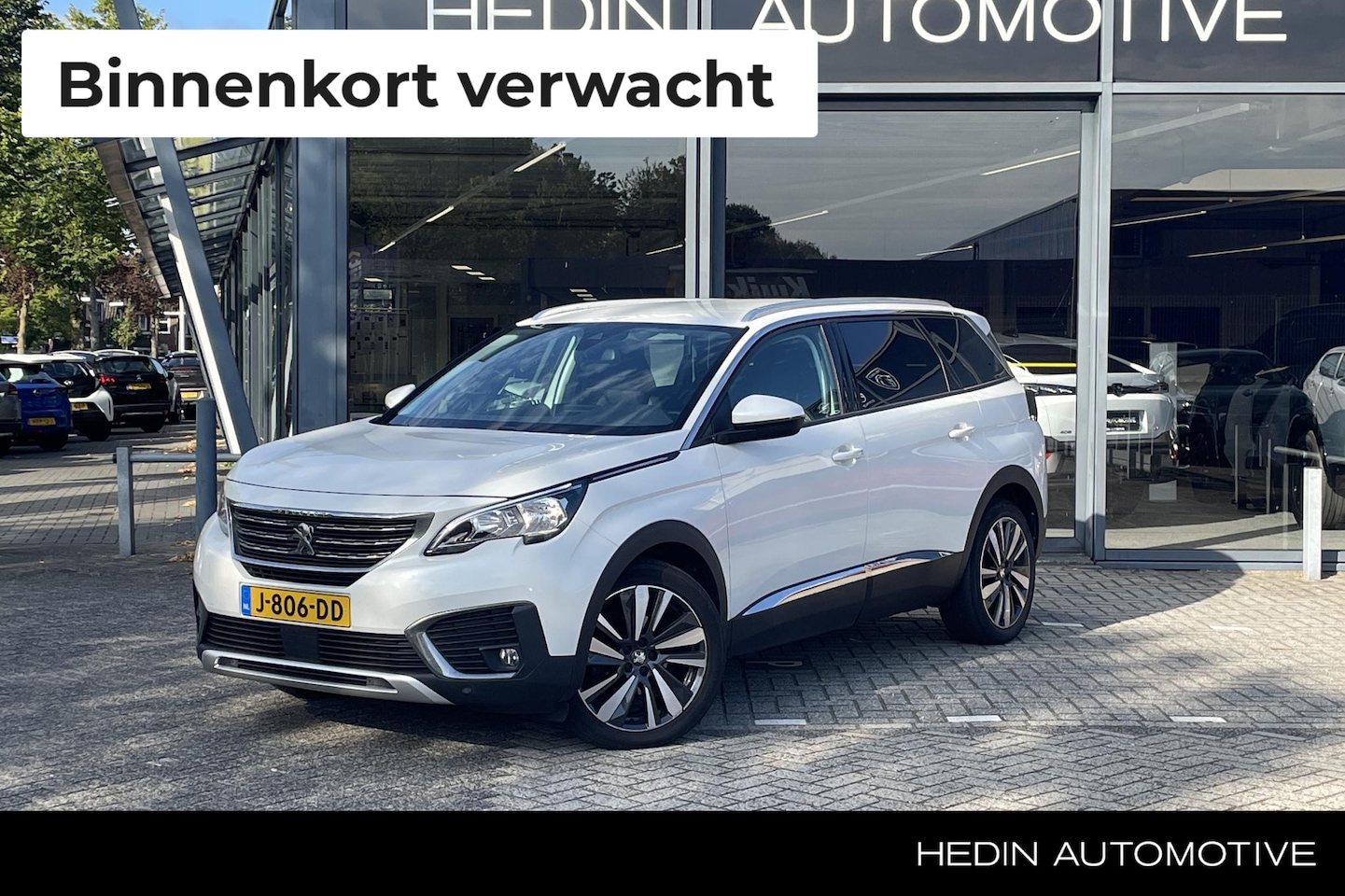 Peugeot 5008 - 1.2 130pk Allure Avantage | Trekhaak | Camera | Navigatie | Elec. Verstelbare Comfort Stoe - AutoWereld.nl