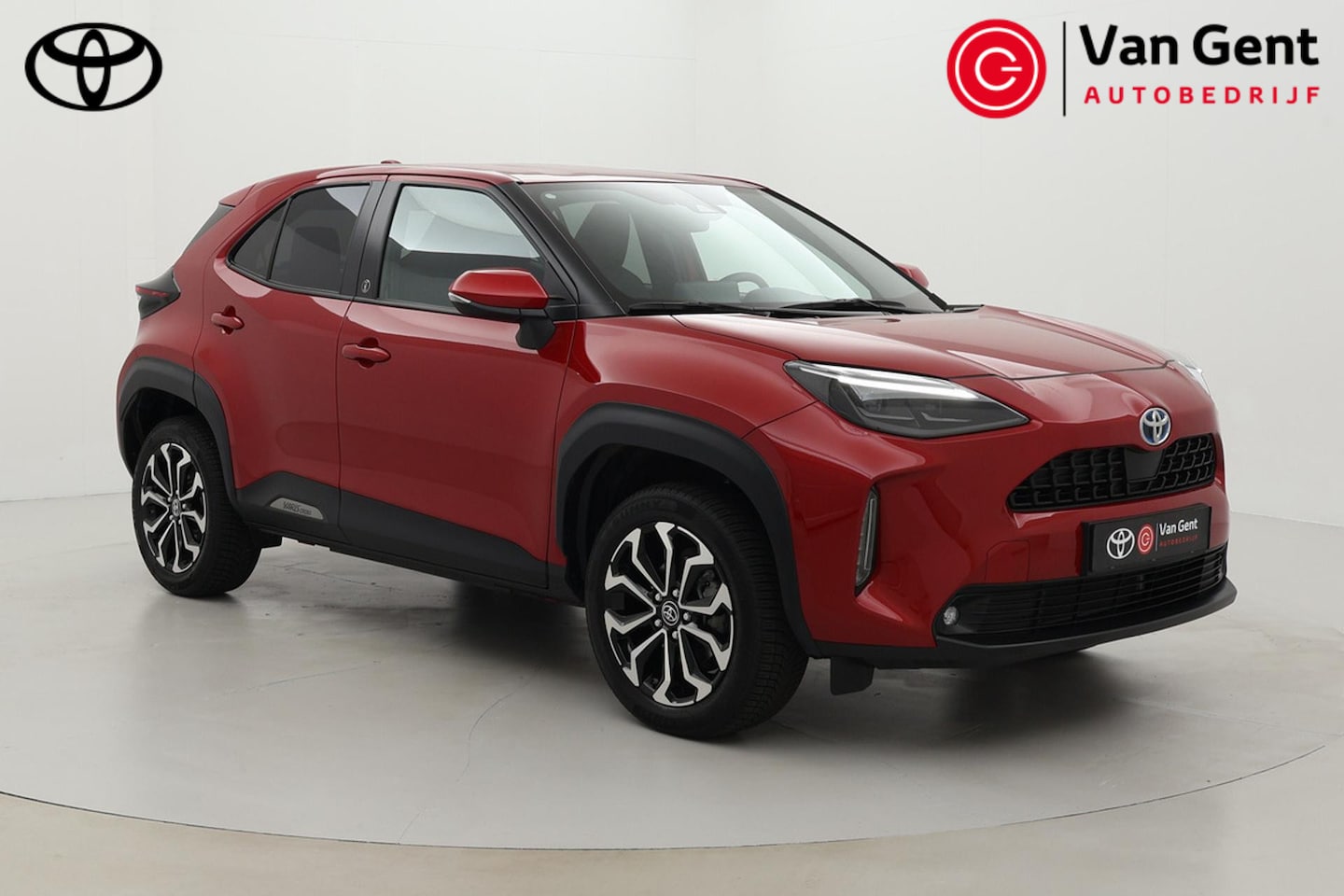 Toyota Yaris Cross - 1.5 Hybrid Dynamic | Stoel-/stuurverwarming | Navigatie | Adaptive Cruise | Keyless | Full - AutoWereld.nl