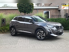 Peugeot 2008 - 1.2 PureTech GT 131 PK Dealer o.h Keyless 360 Camera Side-Assist LED 17''