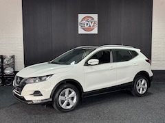 Nissan Qashqai - 1.3 DIG-T Tekna GLAZEN DAK CAR PLAY TREKHAAK LED CAMERA
