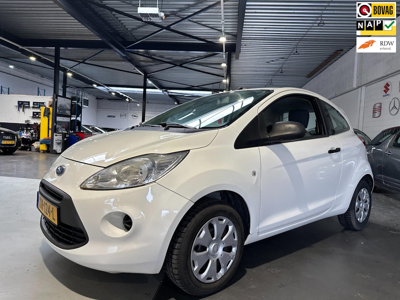 Ford Ka - 1.2 Trend/Apk nieuw bij aflevering - AutoWereld.nl