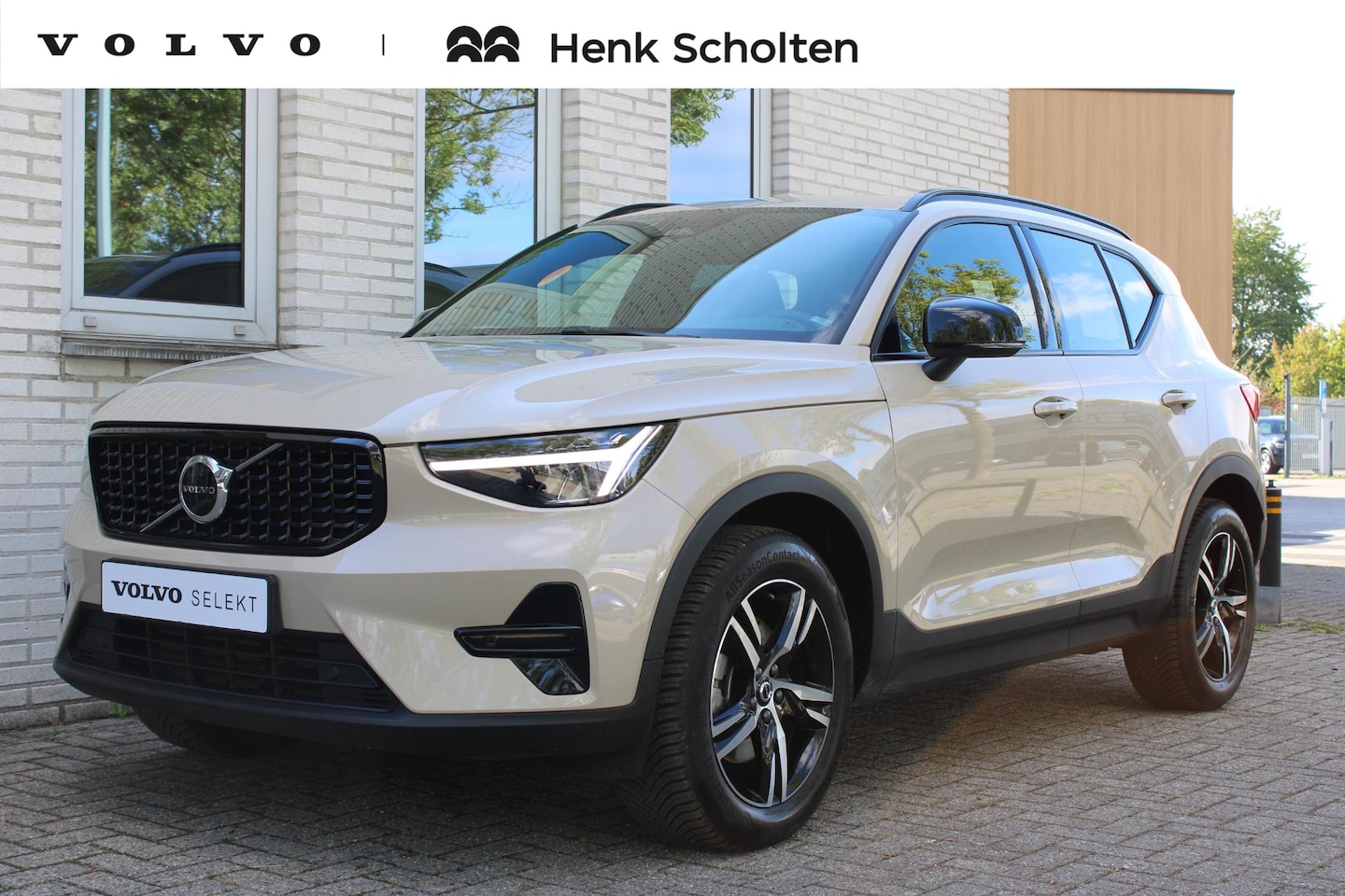 Volvo XC40 - 2.0 B4 Plus Dark 2.0 B4 Plus Dark - AutoWereld.nl