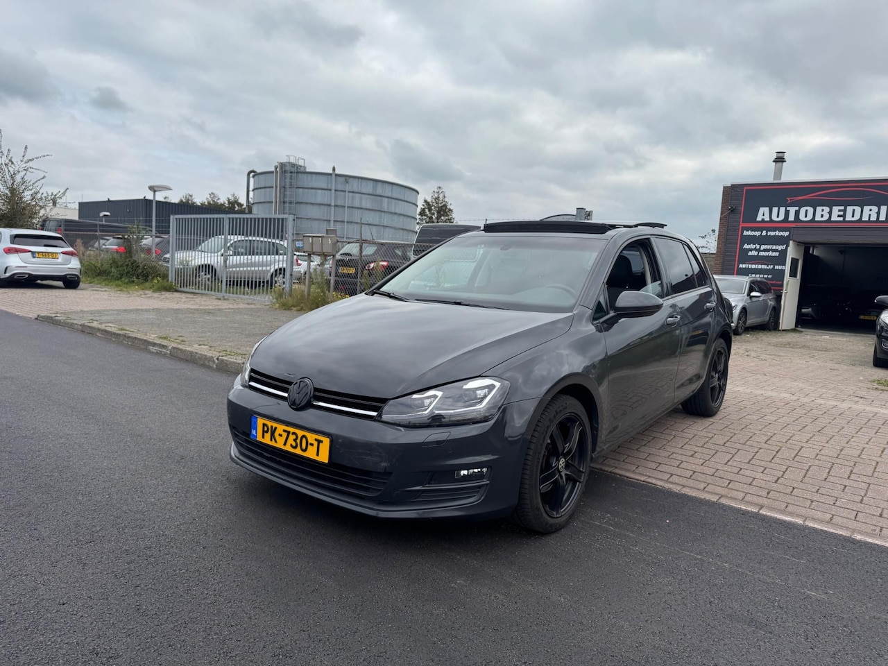 Volkswagen Golf - 1.6 TDI DSG-AUTOMAAT PANORAMA - AutoWereld.nl