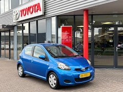 Toyota Aygo - 1.0-12V Comfort | Airco | Zuinige auto | €5.495, 00 rijklaar