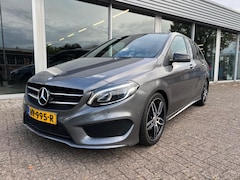 Mercedes-Benz B-klasse - 180 AMG Night Edition Automaat, Panoramadak