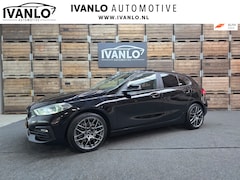 BMW 1-serie - 118i Executive Edition Panoramadak PDC LED VCP Navi Clima LM