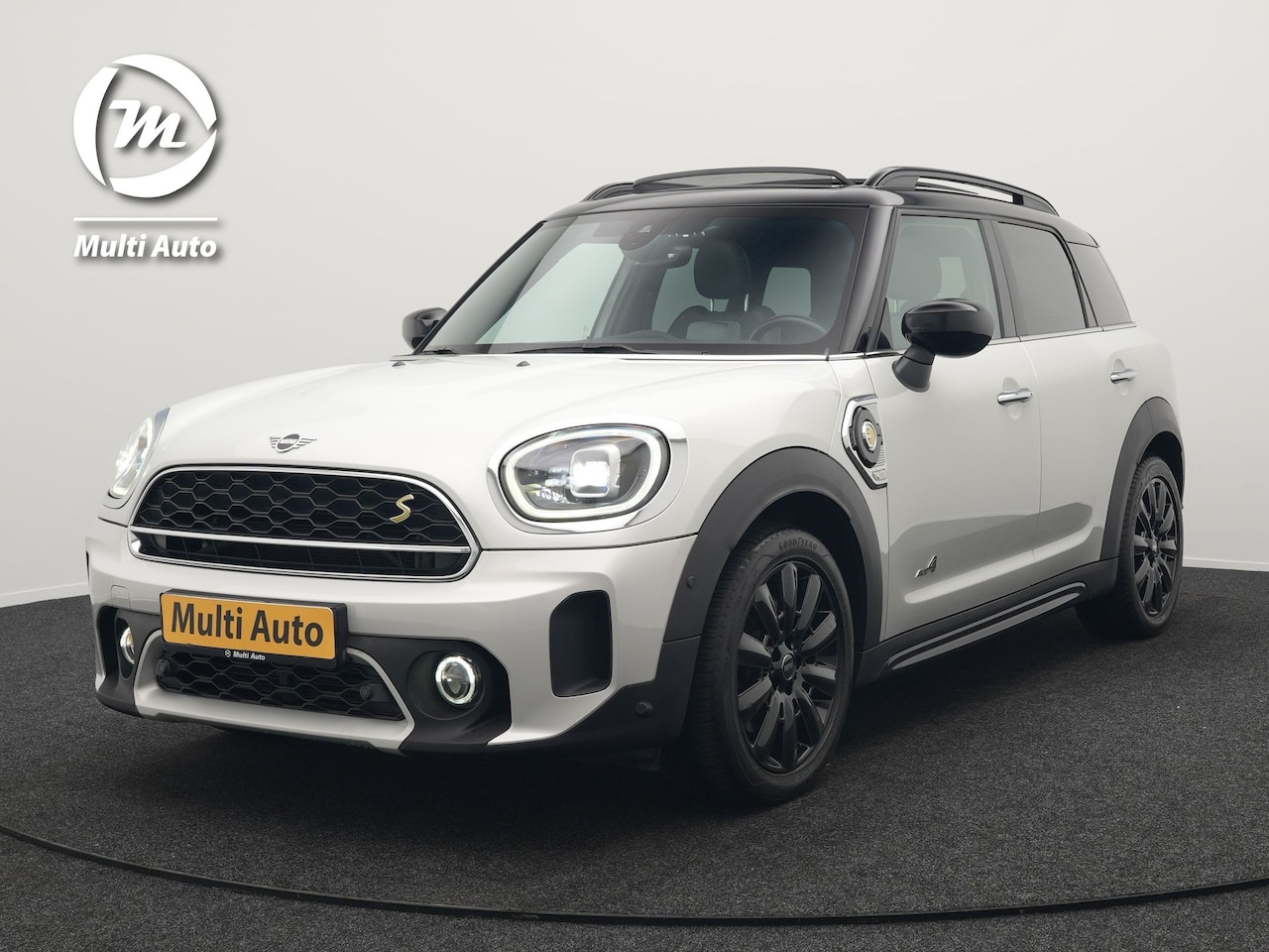 MINI Countryman - 2.0 Cooper S E ALL4 MINI Yours 225pk Dealer O.H PHEV | Panodak | Head Up | Adaptive Cruise - AutoWereld.nl