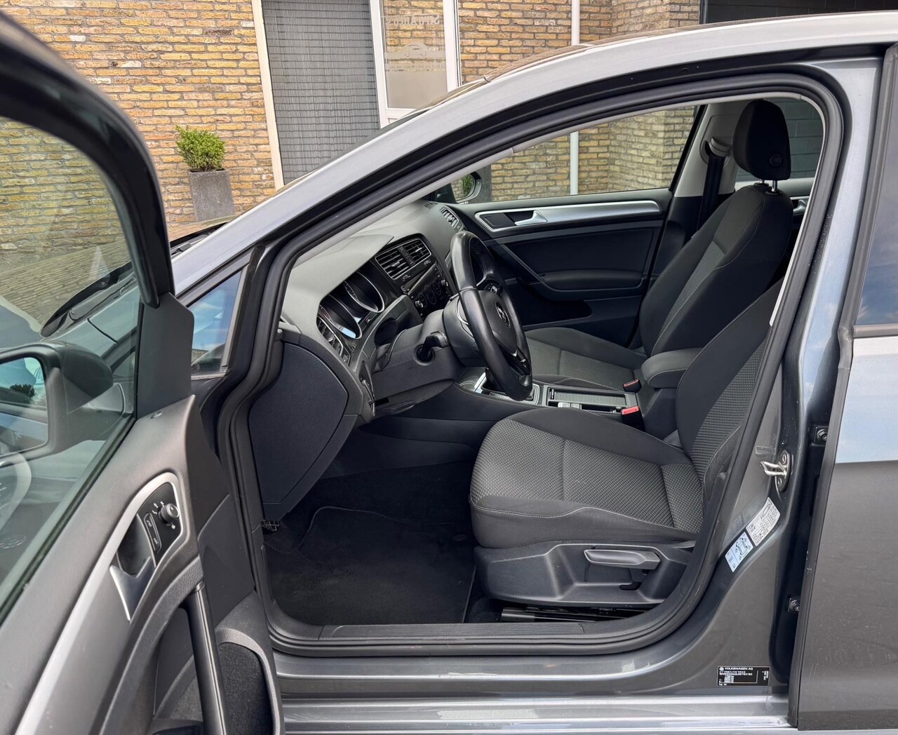 Volkswagen Golf - 1.0 TSI Comfortline Bj 2018 5 Deurs Koopje - AutoWereld.nl
