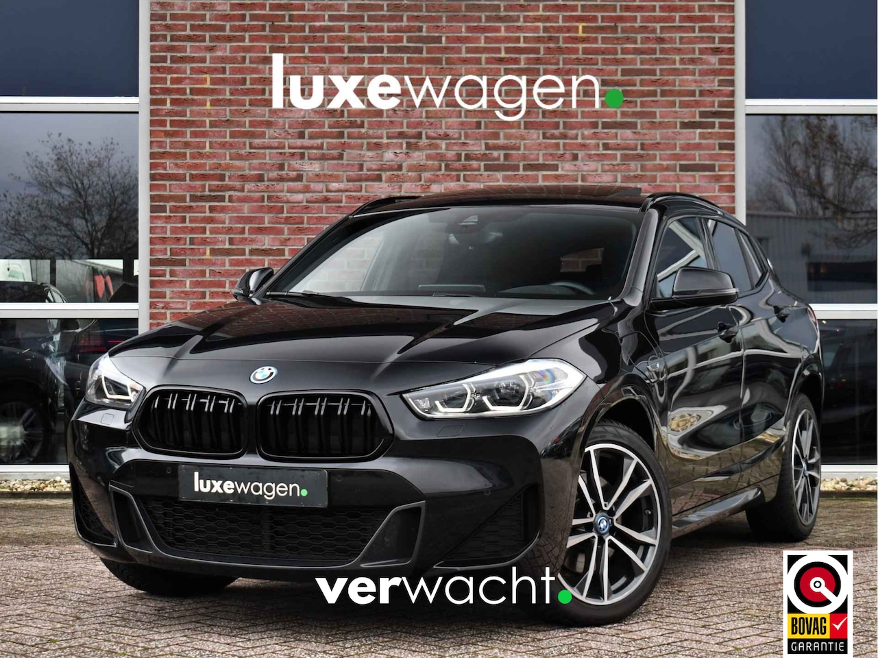 BMW X2 - xDrive25e M-Sport Pano M-zetels HUD Camera El-klep 19inch - AutoWereld.nl