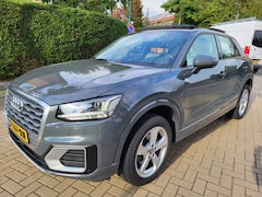 Audi Q2 - 30 TFSI S Edition LED /Pano/leer
