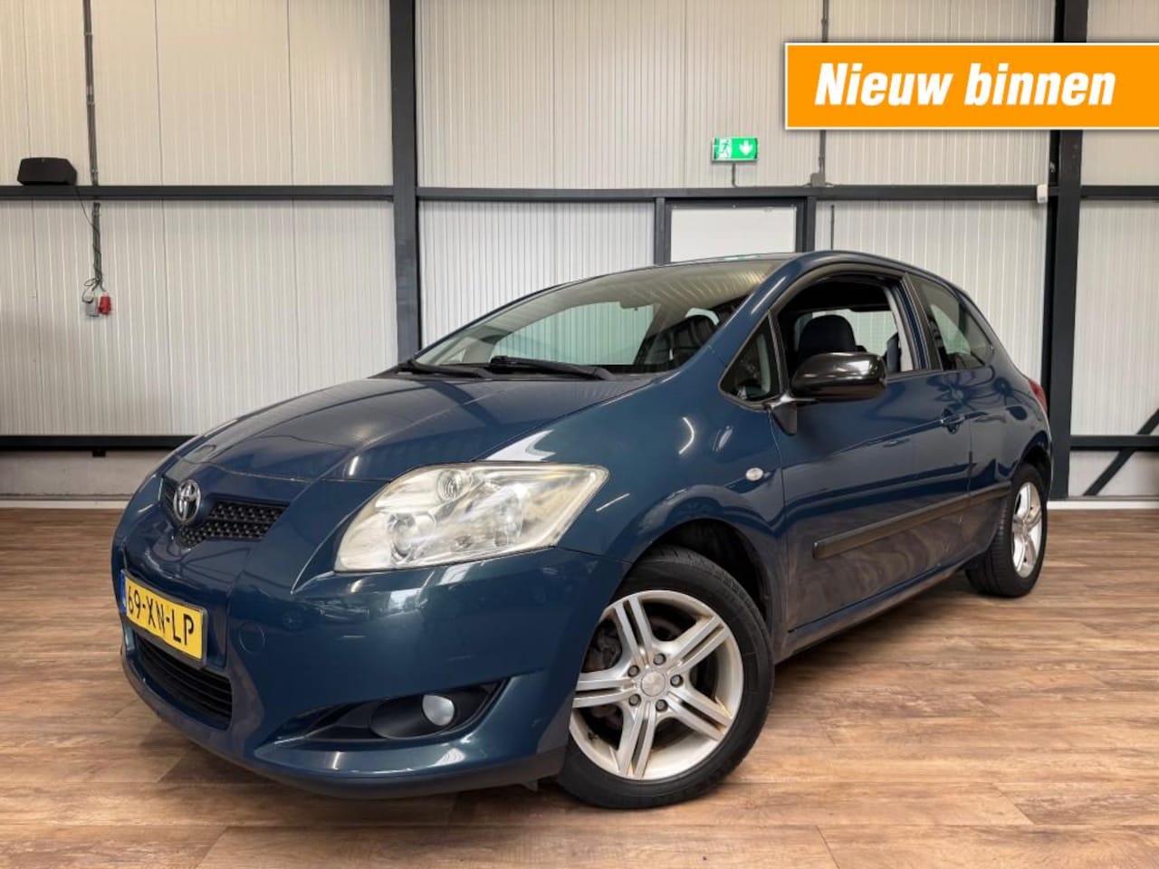 Toyota Auris - 1.6-16v Sol / CLIMA / CRUISE / AUTOMAAT - AutoWereld.nl