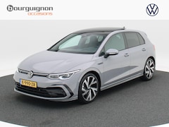 Volkswagen Golf - 1.5 TSi 150 Pk R-Line | Panoramadak | Trekhaak | Camera | Full LED | Stoel Verwarming | Ad