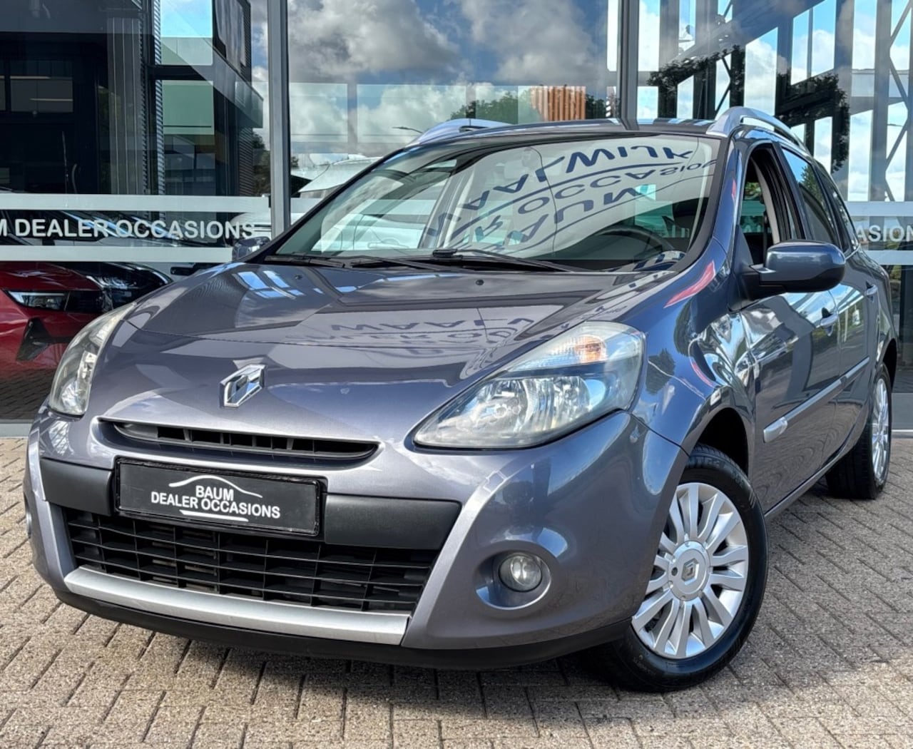 Renault Clio - 1.2 TCE COLLECTION AIRCO LMV TREKHAAK - AutoWereld.nl