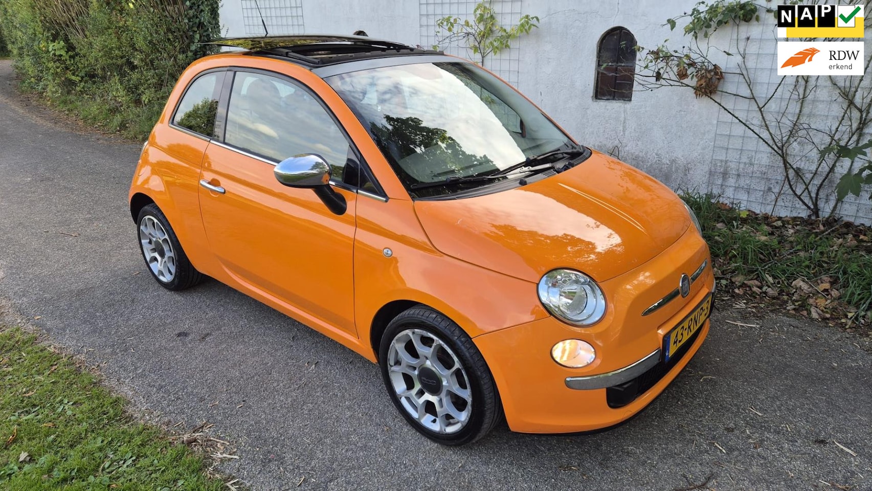 Fiat 500 - 0.9 TwinAir Lounge PANORAMA/leer - AutoWereld.nl