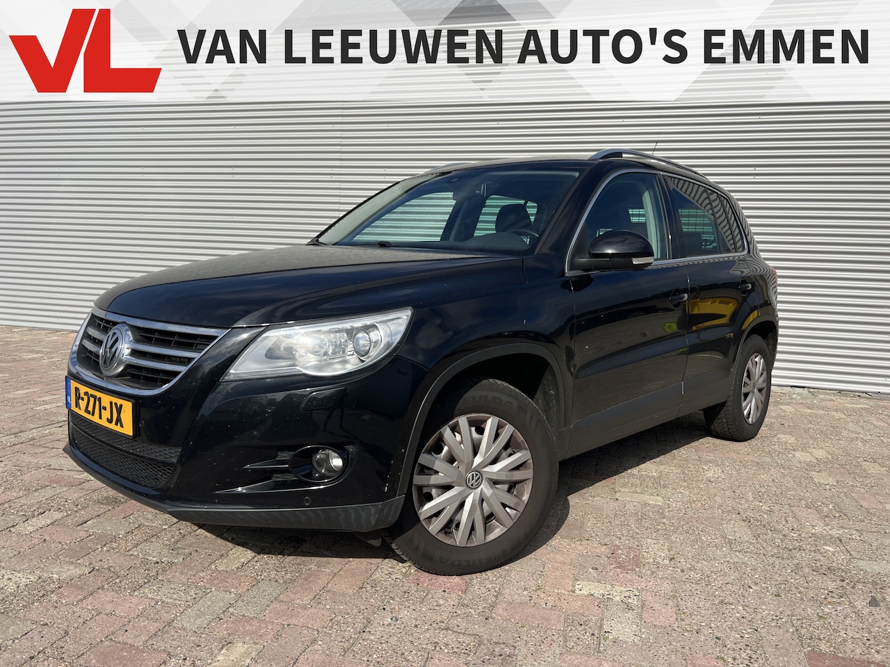Volkswagen Tiguan - 1.4 TSI Sport&Style | Nieuw Binnen! | Stoelverwarming | Trekhaak | Apk 28-09-2026 - AutoWereld.nl