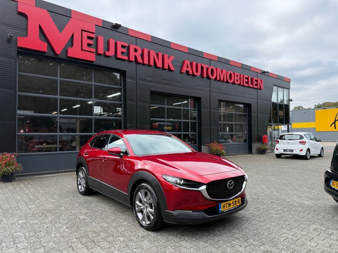 Mazda CX-30 - 2.0 e-SkyActiv Hybrid Comfort head up acc trekhaak - AutoWereld.nl