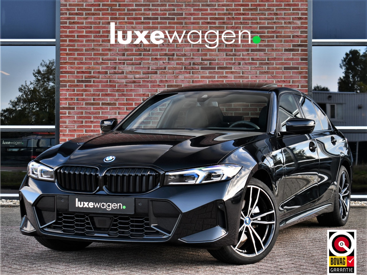 BMW 3-serie - 330e M-Sport Pano ACC H/K 360 HUD 19inch El-zetels - AutoWereld.nl