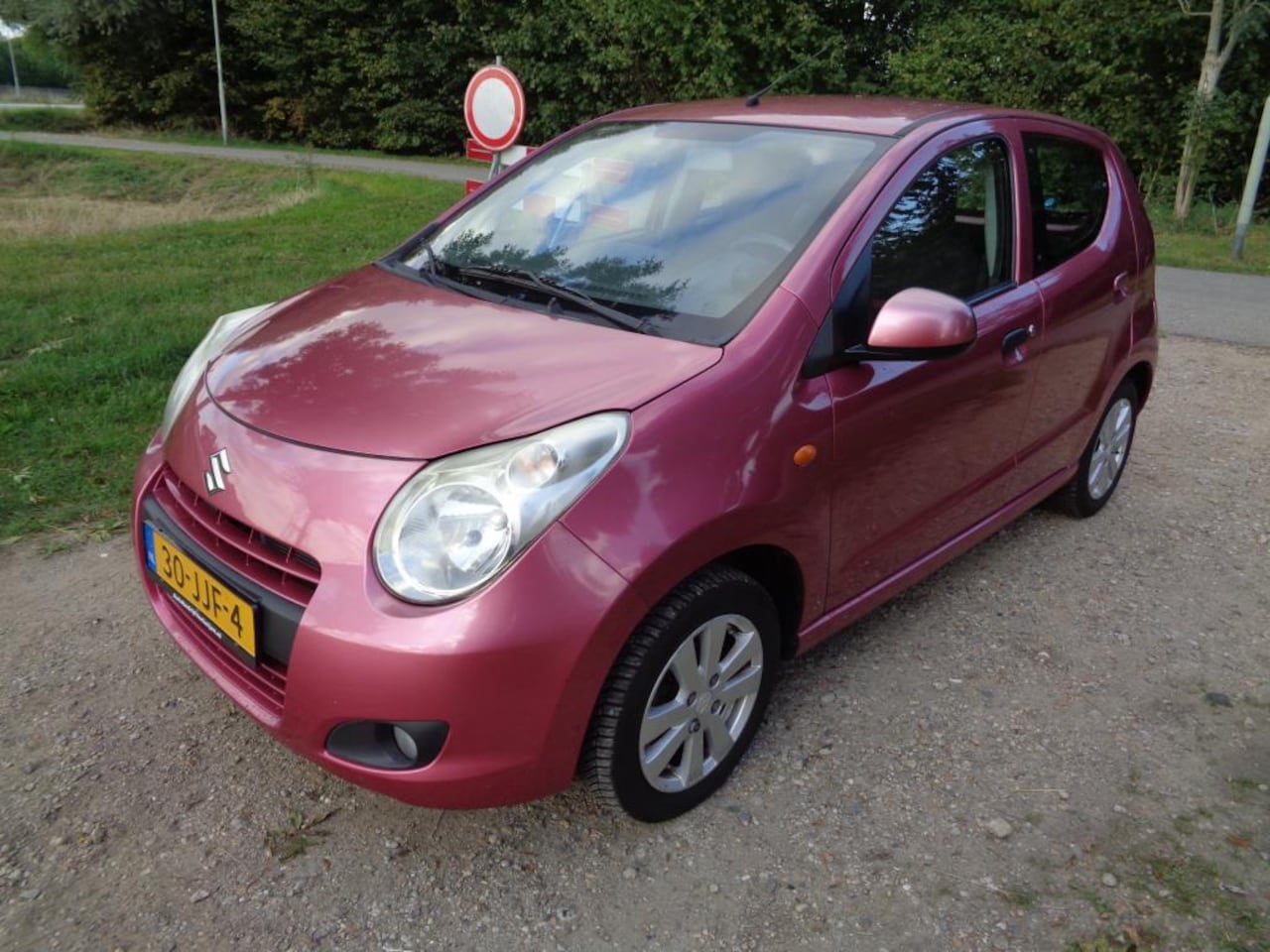 Suzuki Alto - 1.0 Exclusive Airco! NL auto!NWE APK:11-7-2026! - AutoWereld.nl