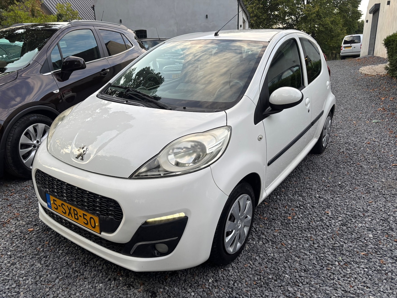 Peugeot 107 - 1.0 Active AIRCO NAVIGATIE - AutoWereld.nl