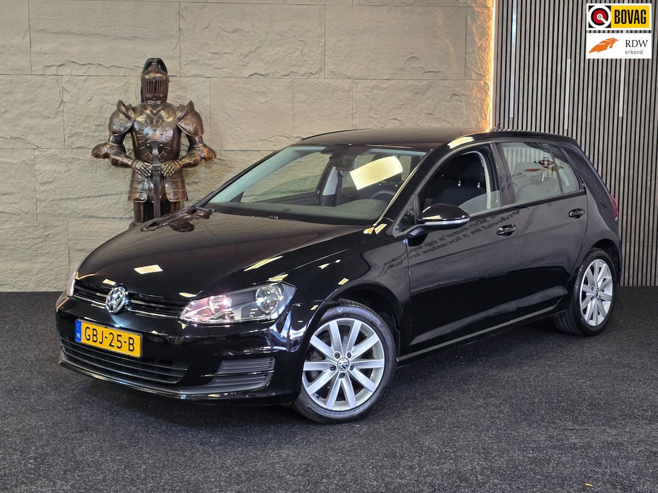 Volkswagen Golf - 1.2 TSI Trendline|GARANTIE|NAVI|BLUETOOTH|VELGEN|AIRCO|APK7-26 - AutoWereld.nl