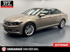 Volkswagen Passat - 2.0 TSi Highline Automaat-Navigatie-Cr.contr-Carplay-Clima-Camera-Lm18''velgen-Parkeersens