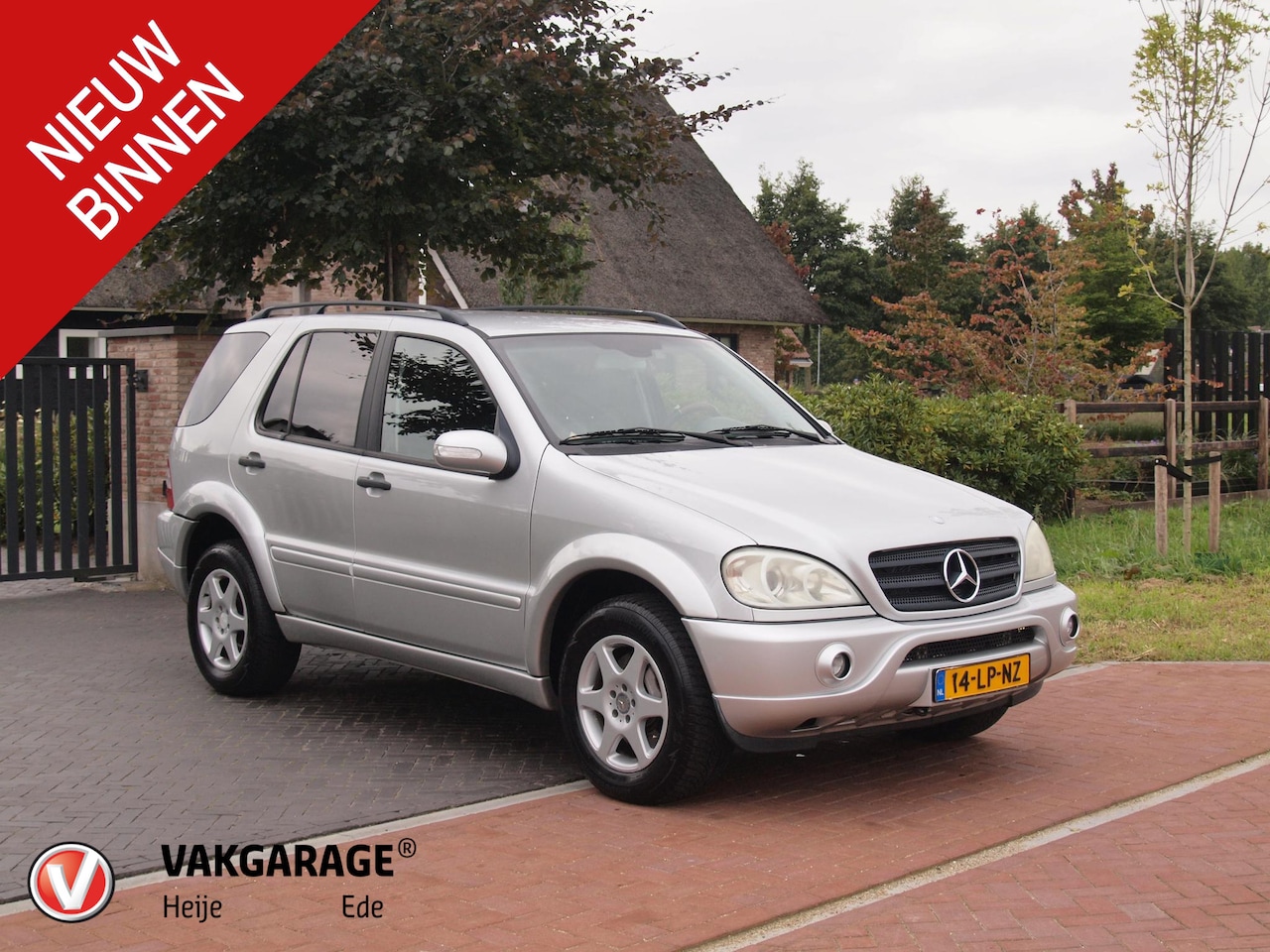 Mercedes-Benz M-klasse - 350 Inspiration | Automaat | Cruise Control | Trekhaak | Leer | - AutoWereld.nl