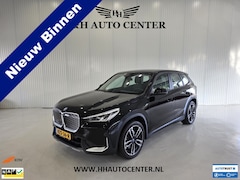 BMW iX1 - xDrive30 67 kWh |Carplay|Camera|