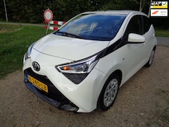 Toyota Aygo - 1.0 VVT-i x-play 2021Apple carplaycameraNAP