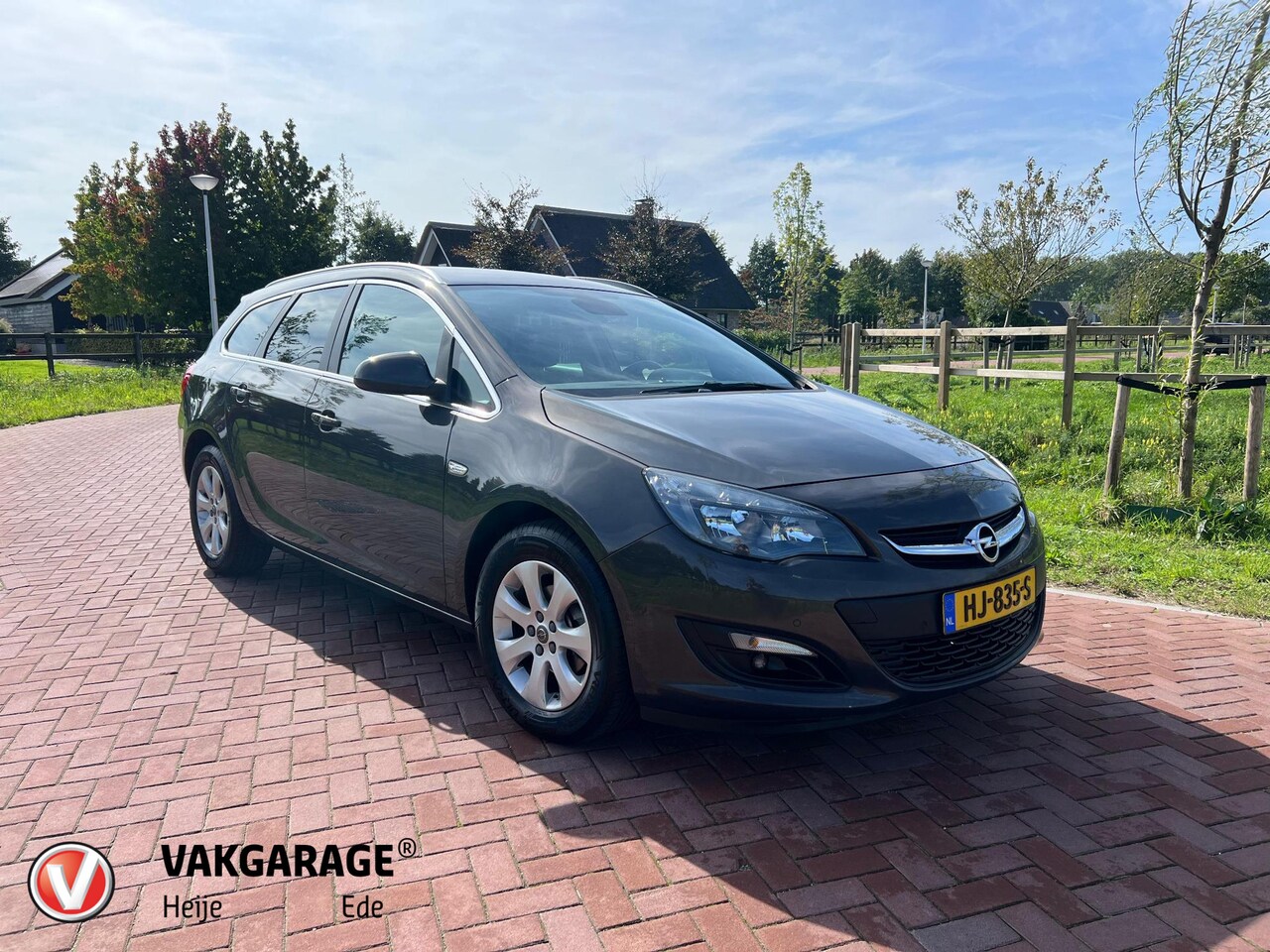 Opel Astra Sports Tourer - 1.4 Turbo Edition Parkeersensoren | Sportstoelen | - AutoWereld.nl