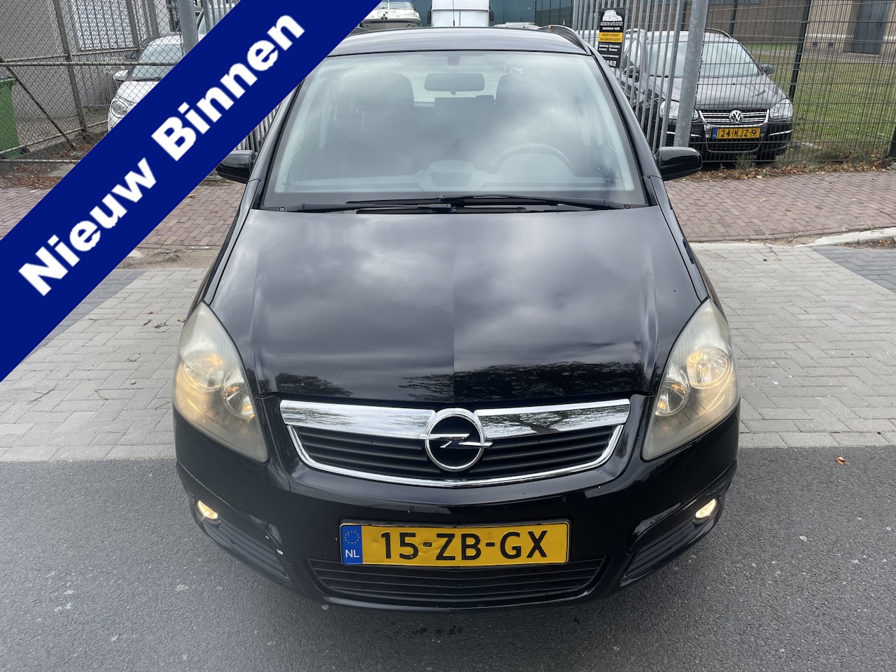 Opel Zafira - 1.6 Temptation Weinig km zeer mooi loopt en rijdt perfect zie foto’s - AutoWereld.nl