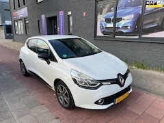 Renault Clio - 0.9 TCe ECO Night&Day navi riem vervangen