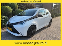 Toyota Aygo - 1.0 VVT-i x-now Airco/ Orig NL auto/ 5 drs/ met NAP/ Nw-APK/ bel voor een bezichtiging 06