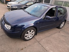 Volkswagen Golf - 1.6 Comfortline