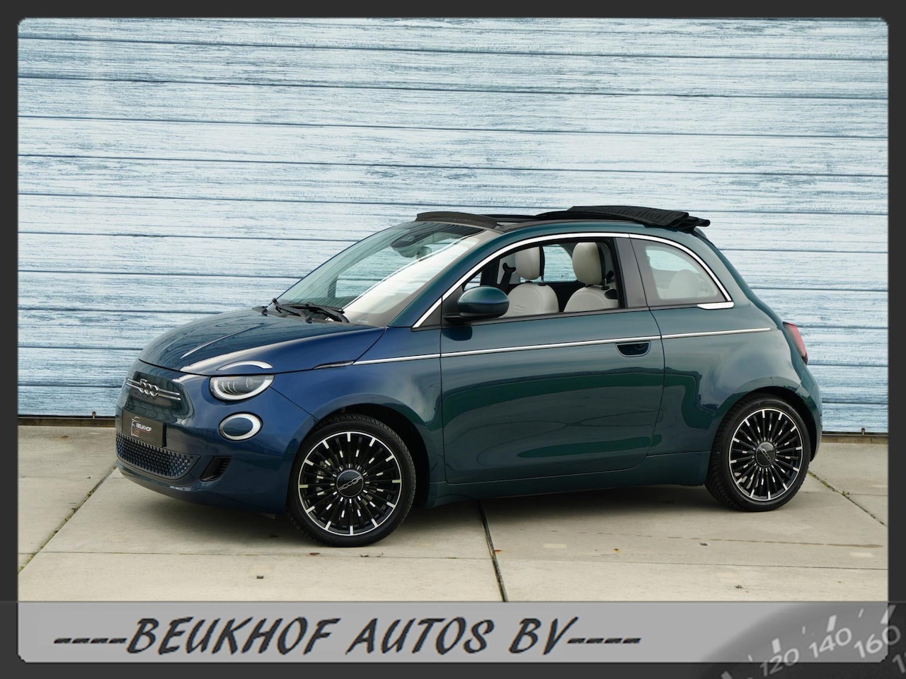 Fiat 500 - La Prima 42 kWh Cabrio Carplay Camera Leer Navigati - AutoWereld.nl