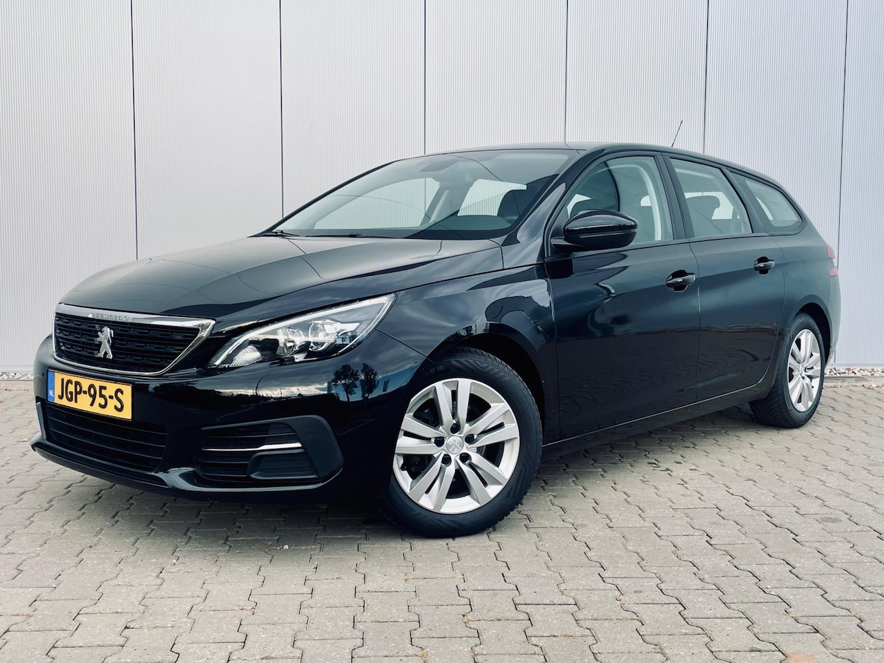 Peugeot 308 SW - 1.5 BlueHDi Blue Lease Allure 1.5 BlueHDi Blue Lease Allure - AutoWereld.nl