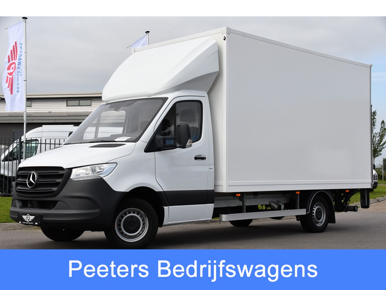 Mercedes-Benz Sprinter - 317 1.9 CDI L3 RWD Bakwagen Cruise, Carplay, Laadklep, 170pk, Automaat, NAVI, Multimedia, - AutoWereld.nl